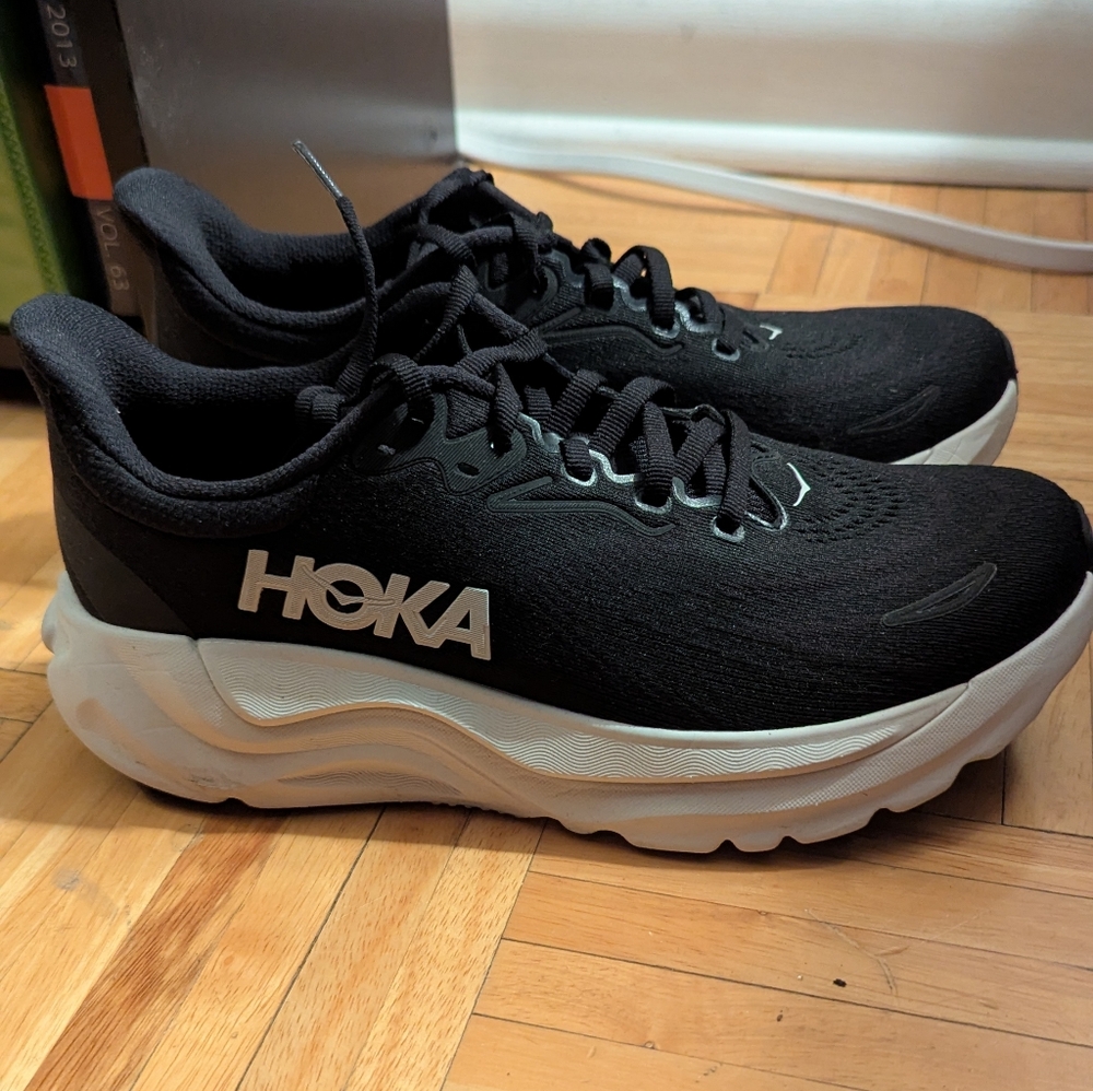 Hoka Arahi 8 - Women's 8B
